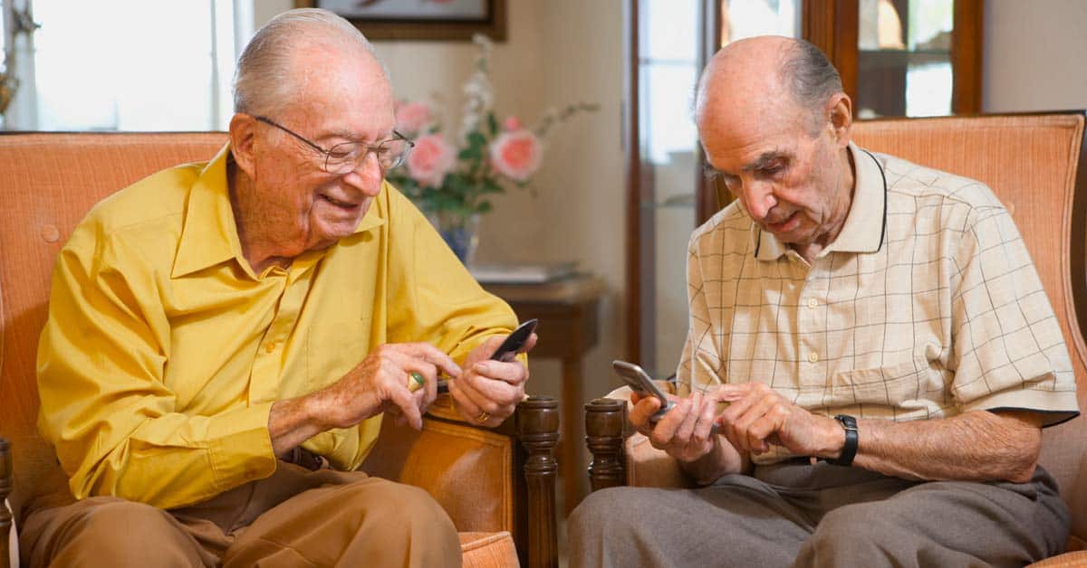 Ouderen telefoon mobiele smartphone generatie verpest