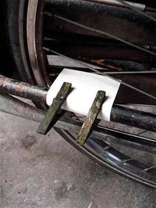 Vroeger heel gewoon fiets spaken geluid papier