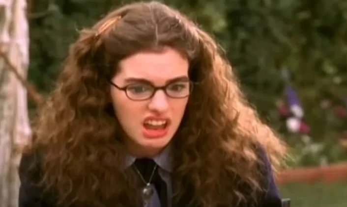 Niks Instagram: deze 25 dingen deed je vroeger op internet Irritante ouders verlegenheid princess diaries Anne Hathaway