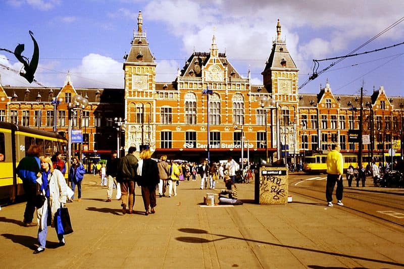 Amsterdam CS station vroeger Straatbeeld veranderd