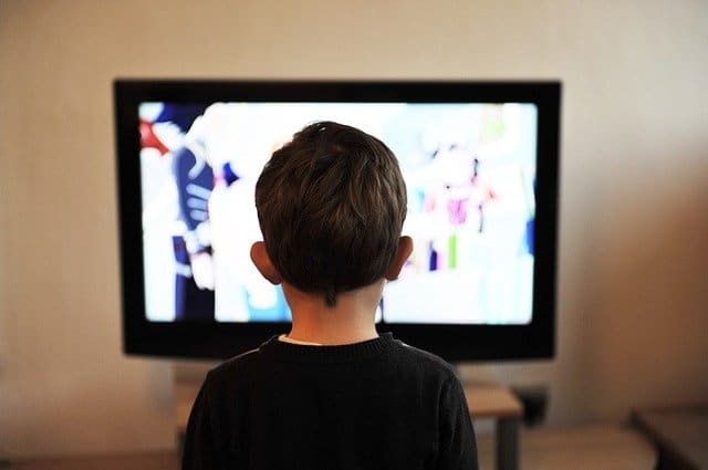 Films en series kijken toen en nu: van buren tot streamen