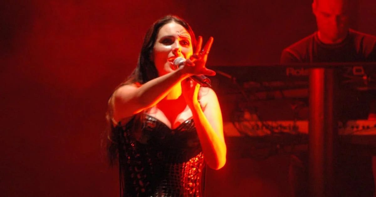 Within temptation metal band feat