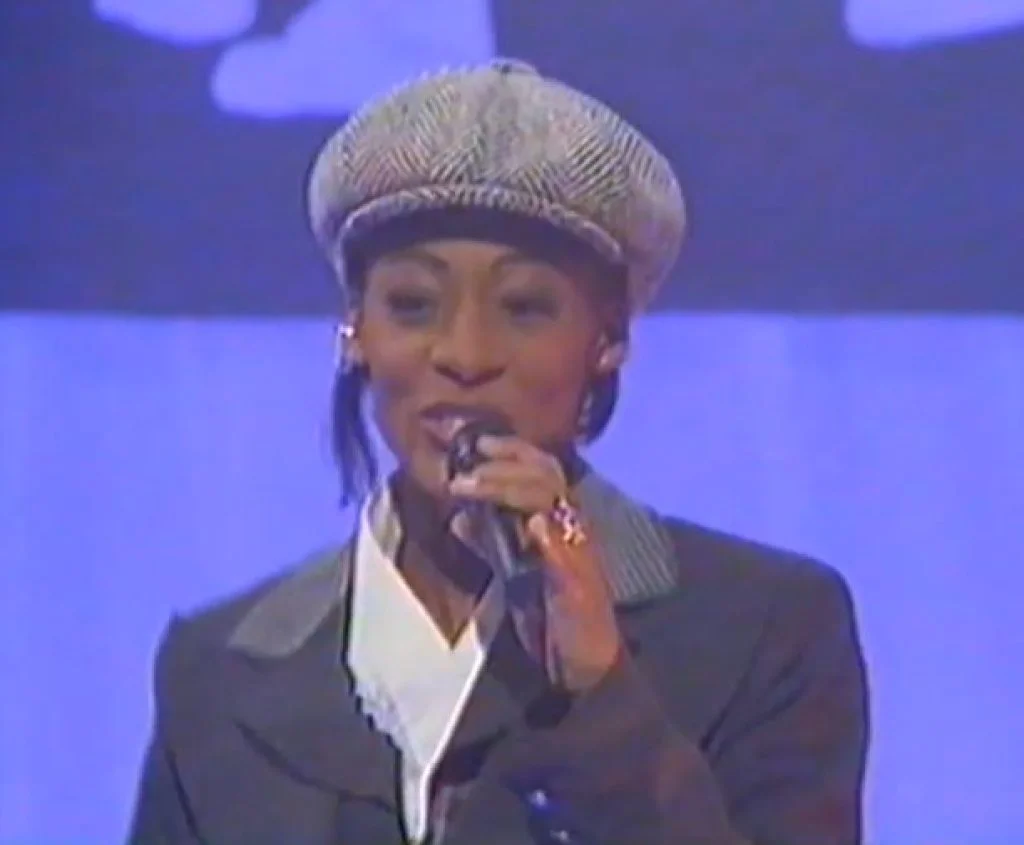 Eternal Vernie Bennett girl band vroeger